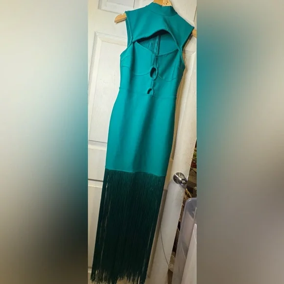 NWOT StyleByGG Emerald Green Bandage Fringe Maxi Dress -Sculpting Bodycon Size L - Picture 6 of 14